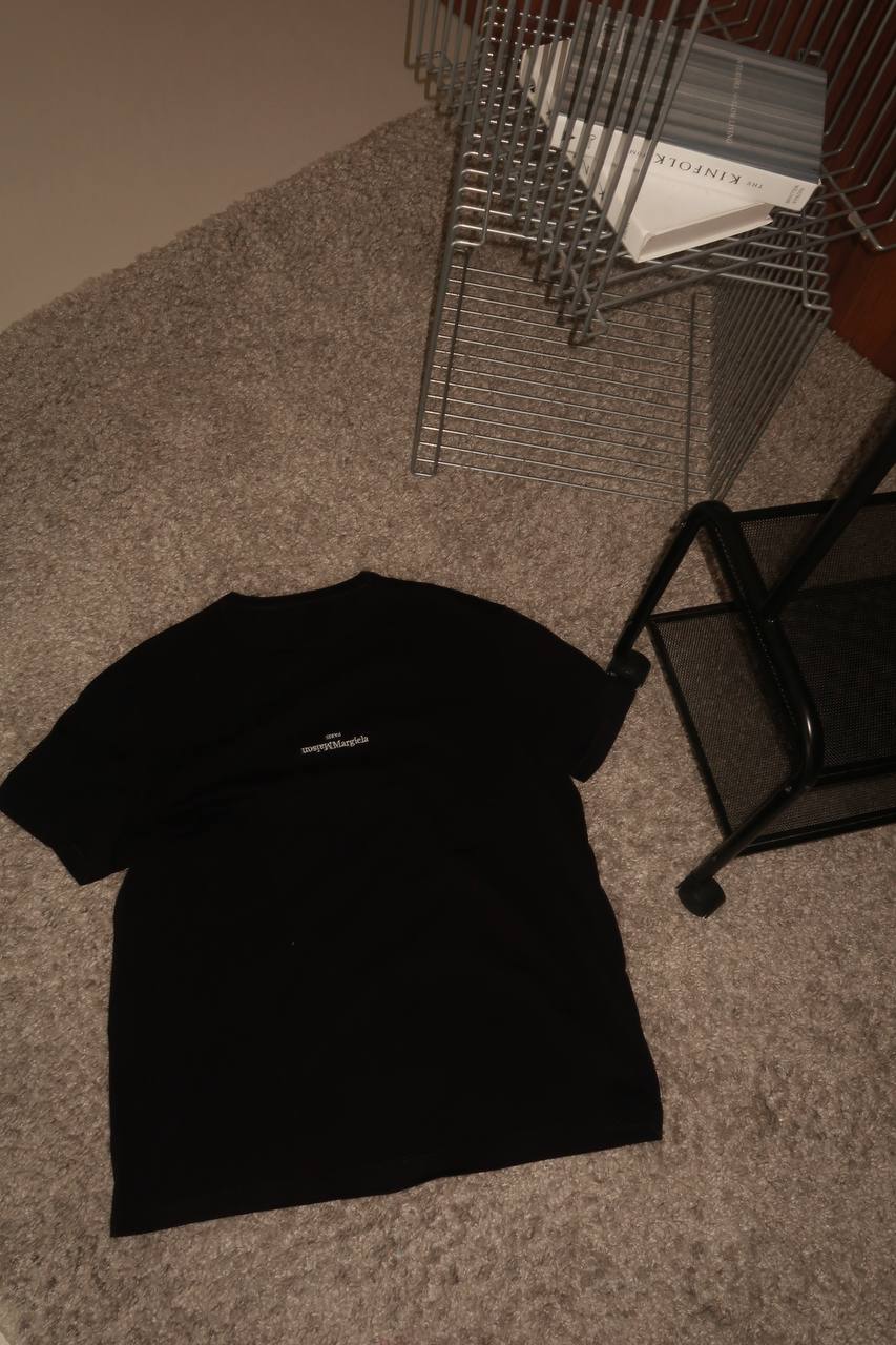 Maison Margiela upside logo t-shirt