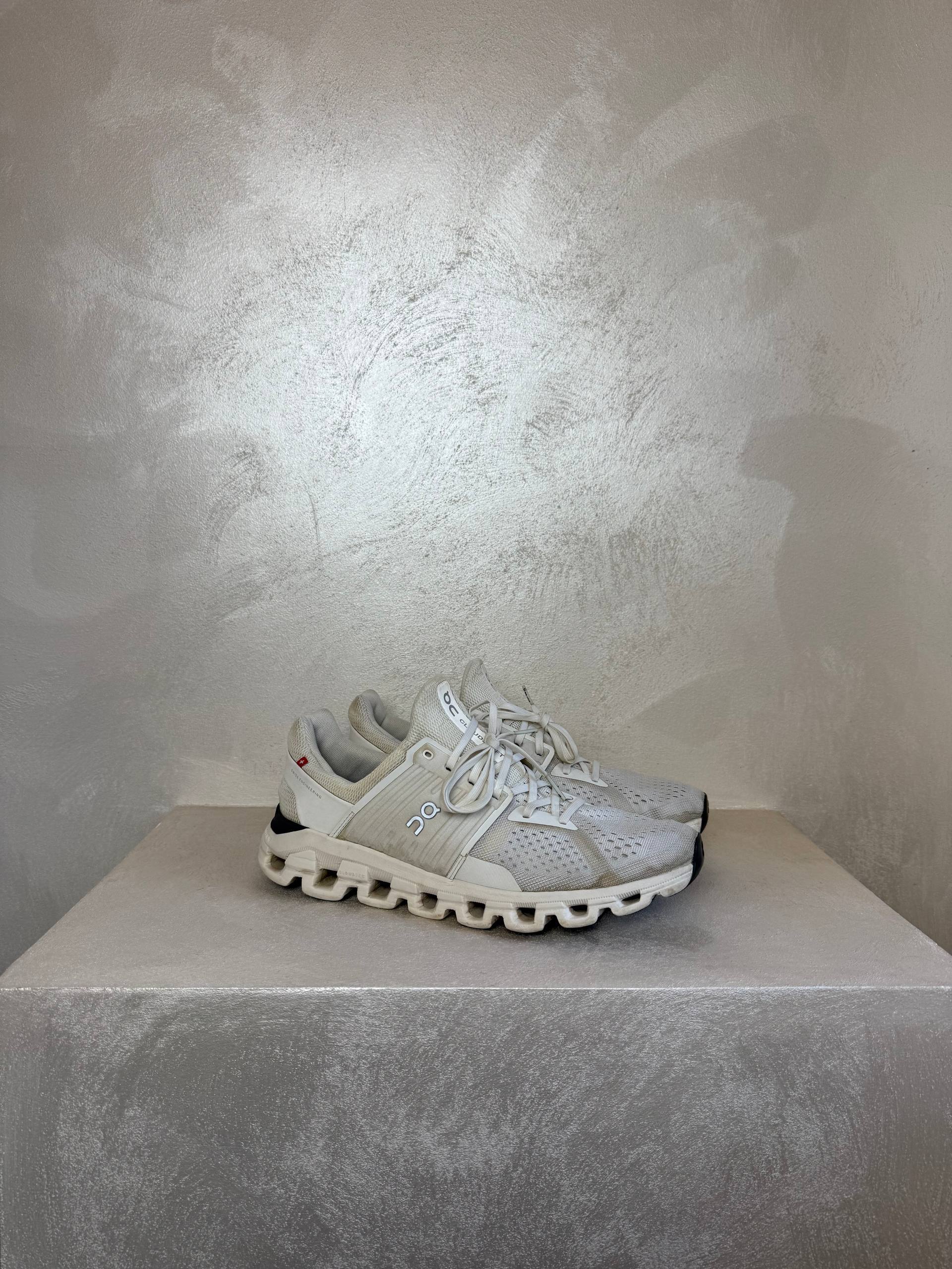 On Cloudswift Sneakers